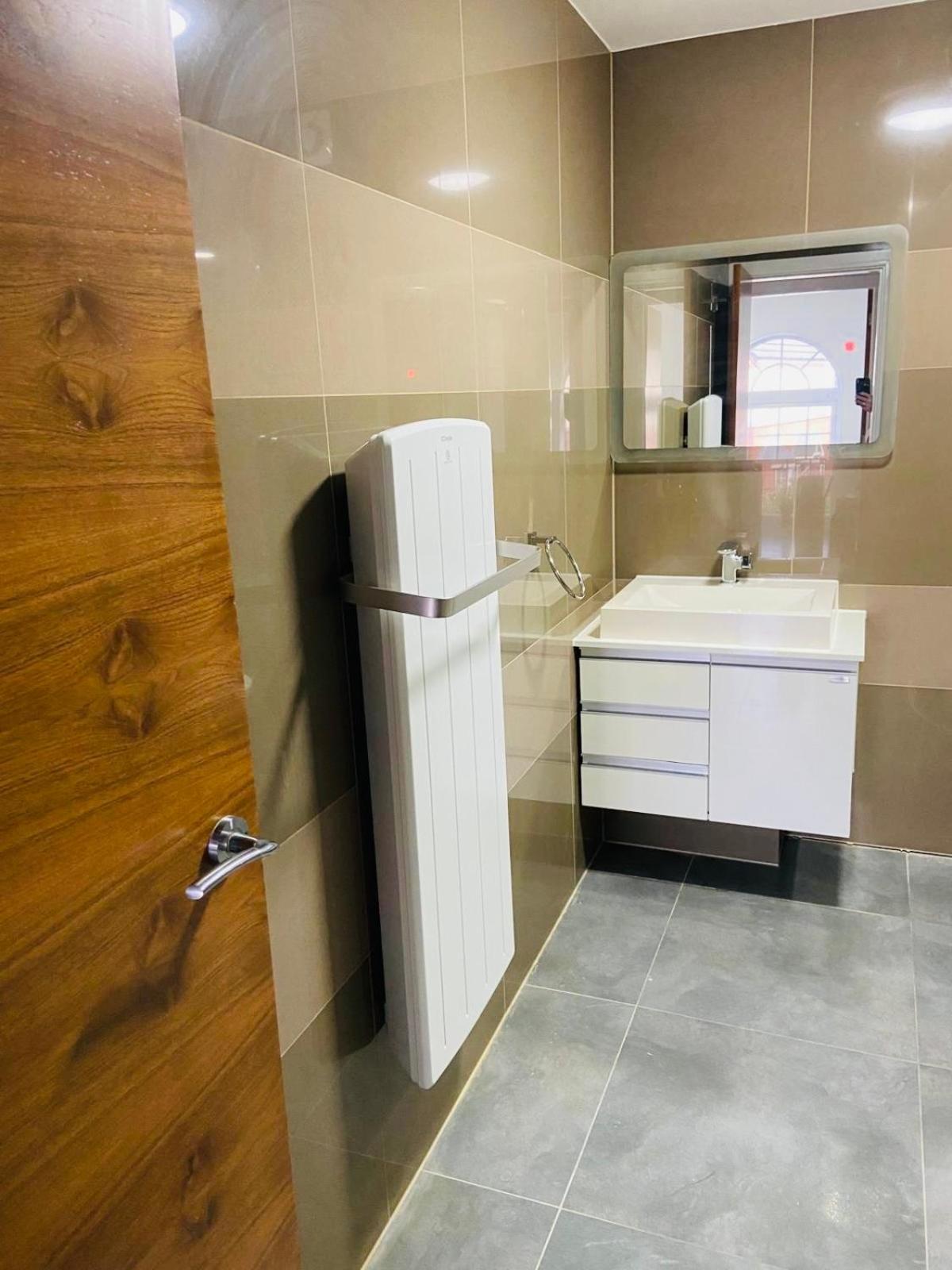 Modern Flat With Free Parking Close To Birmingham Centre Luaran gambar