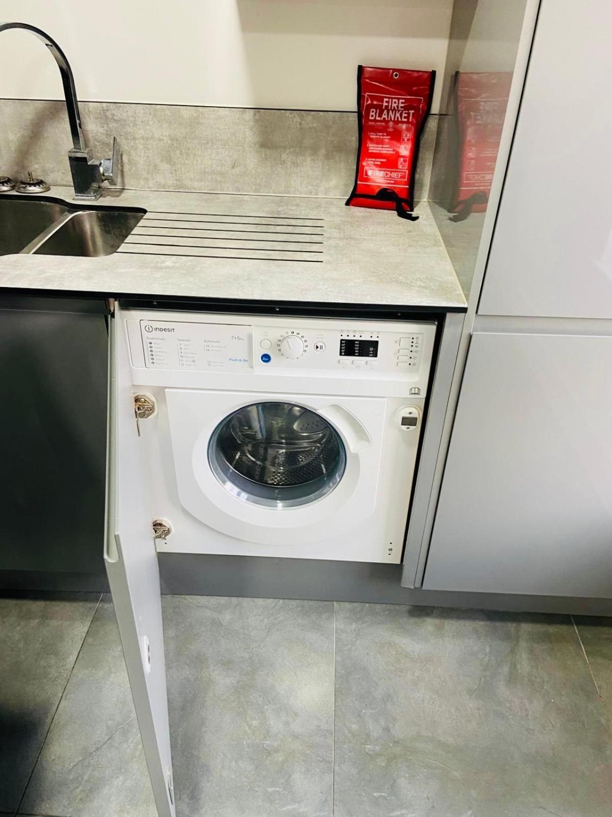 Modern Flat With Free Parking Close To Birmingham Centre Luaran gambar